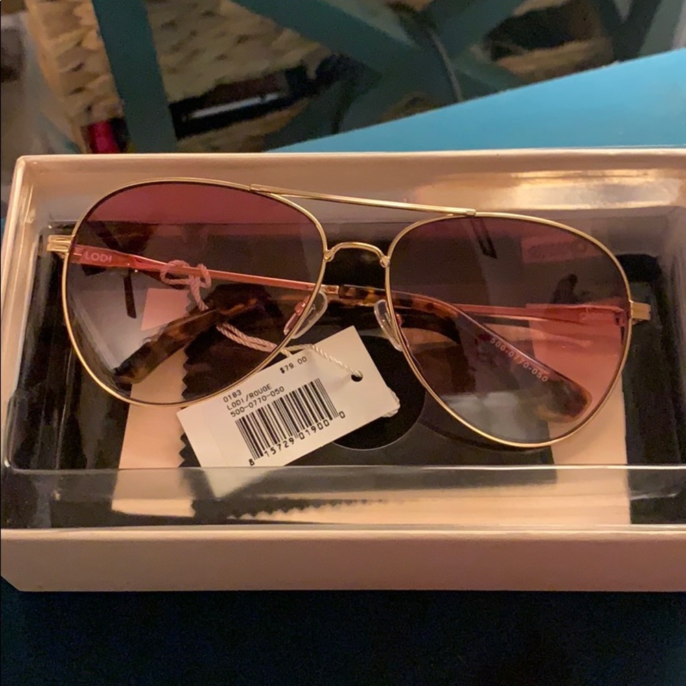Sonix Sun Glasses